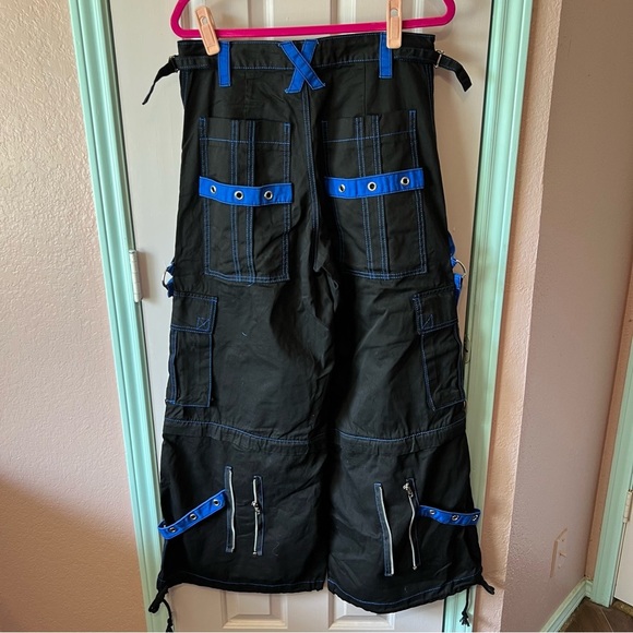 NWT Tripp Black & Blue Chain Zip-Off Pants Small - Picture 6 of 11